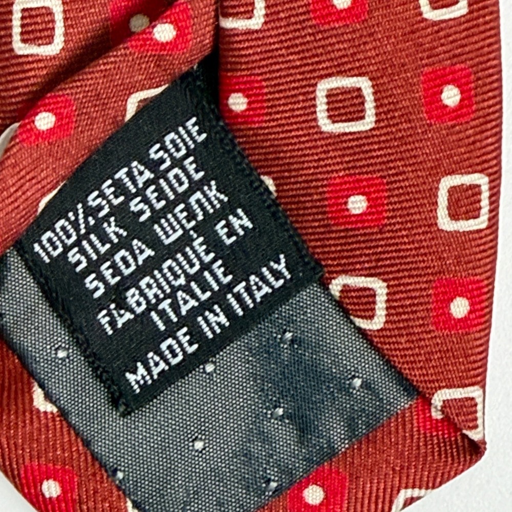 Gianfranco Ferre Red Geometric Square Dot 100% Silk Tie Italy - Picture 8 of 11